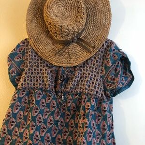Keyhole loose fitting bohemian shirt